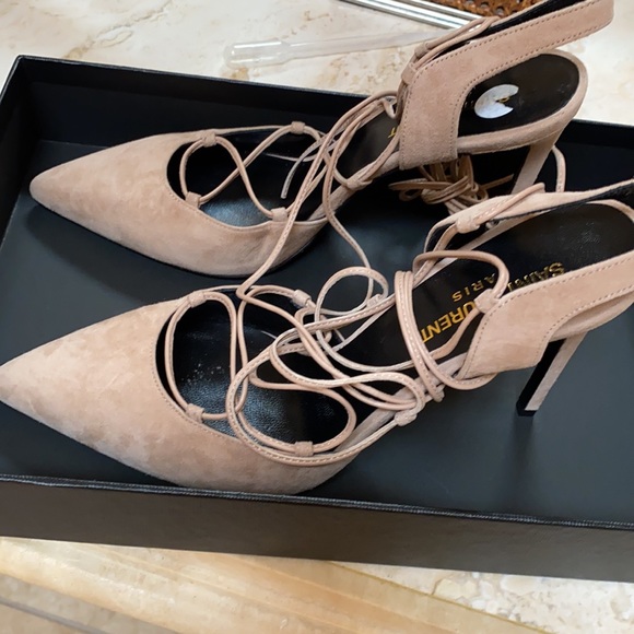 NIB SAINT LAURENT BEIGE SUEDE LACE UP PUMPS 38.5 - Picture 8 of 9